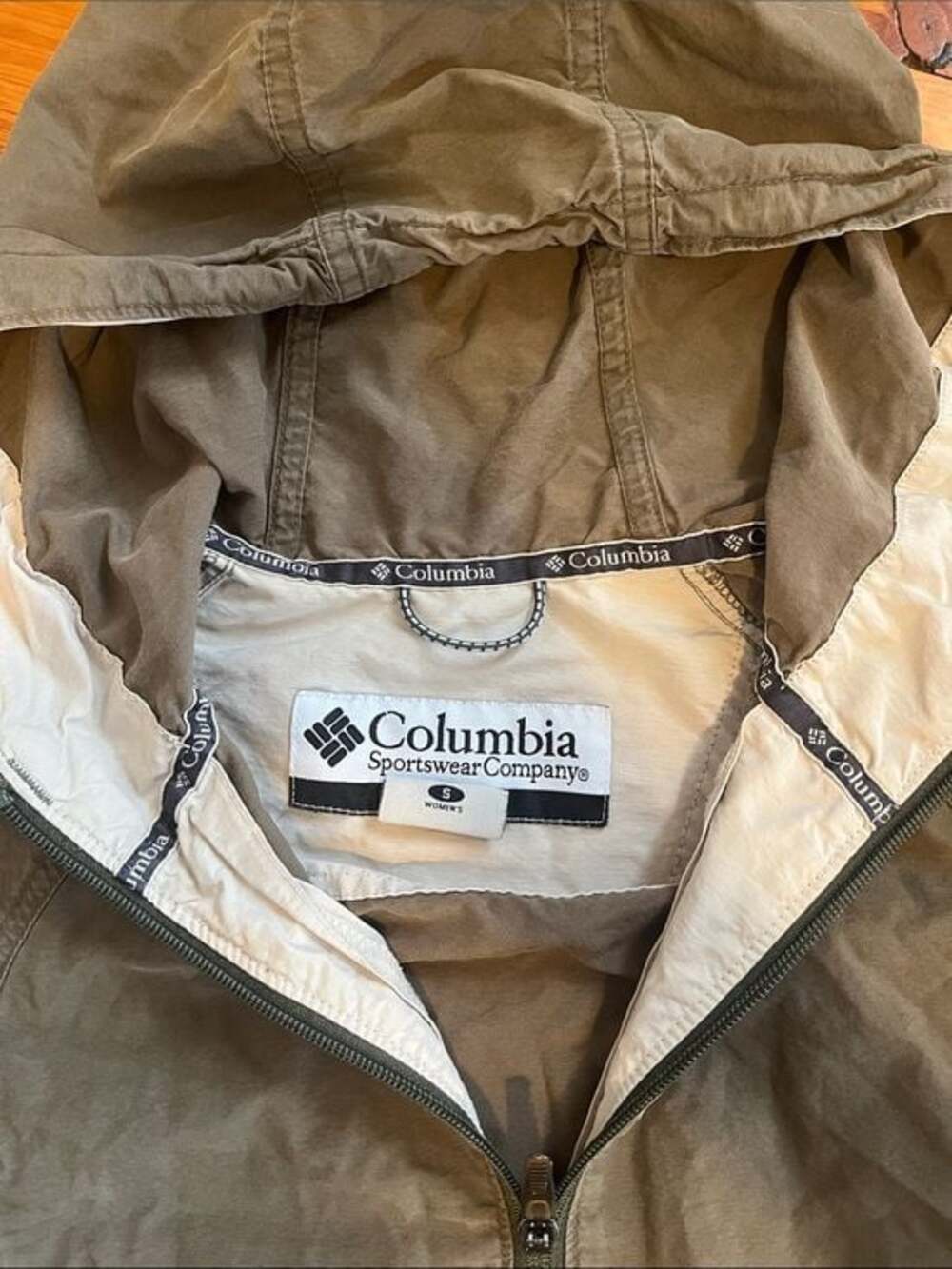 Columbia Hooded Lightweight  Jacket - Olive - Picture 2 of 5